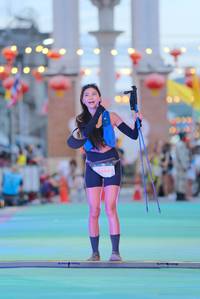 BIB: 55943
                            <button type="button" onclick="openModal(21766961)" class="btn btn-primary btn-sm float-right btn-popup" data-toggle="modal" data-target=".modal-high-quality">
                        <i class="fas fa-shopping-cart"></i> Add to Cart
                    </button>
                                            <button type="button" onclick="isThisMe(21766961, true)" class="btn btn-success btn-sm float-right btn-popup btn-isme hidden" data-toggle="tooltip" data-placement="bottom" title="นี่คือรูปของคุณใช่ไหม คลิกที่นี่เพื่อเอาเข้าอัลบั้ม">
                        <i class="fas fa-plus"></i> Add to album
                    </button>
                    <button type="button" onclick="isThisMe(21766961, false)" class="btn btn-warning btn-sm float-right btn-popup btn-isnotme hidden">
                        <i class="fas fa-ban"></i> Remove from album
                    </button>